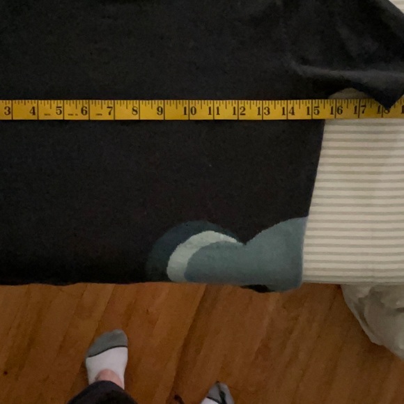 Short-Sleeved Blue Jacob Sweater With Blue Heart, Size M - Picture 11 of 13